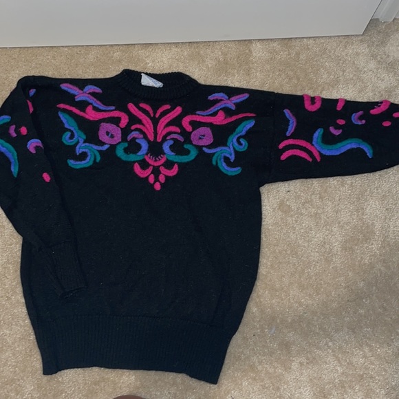 Vintage Sweater - Picture 3 of 4